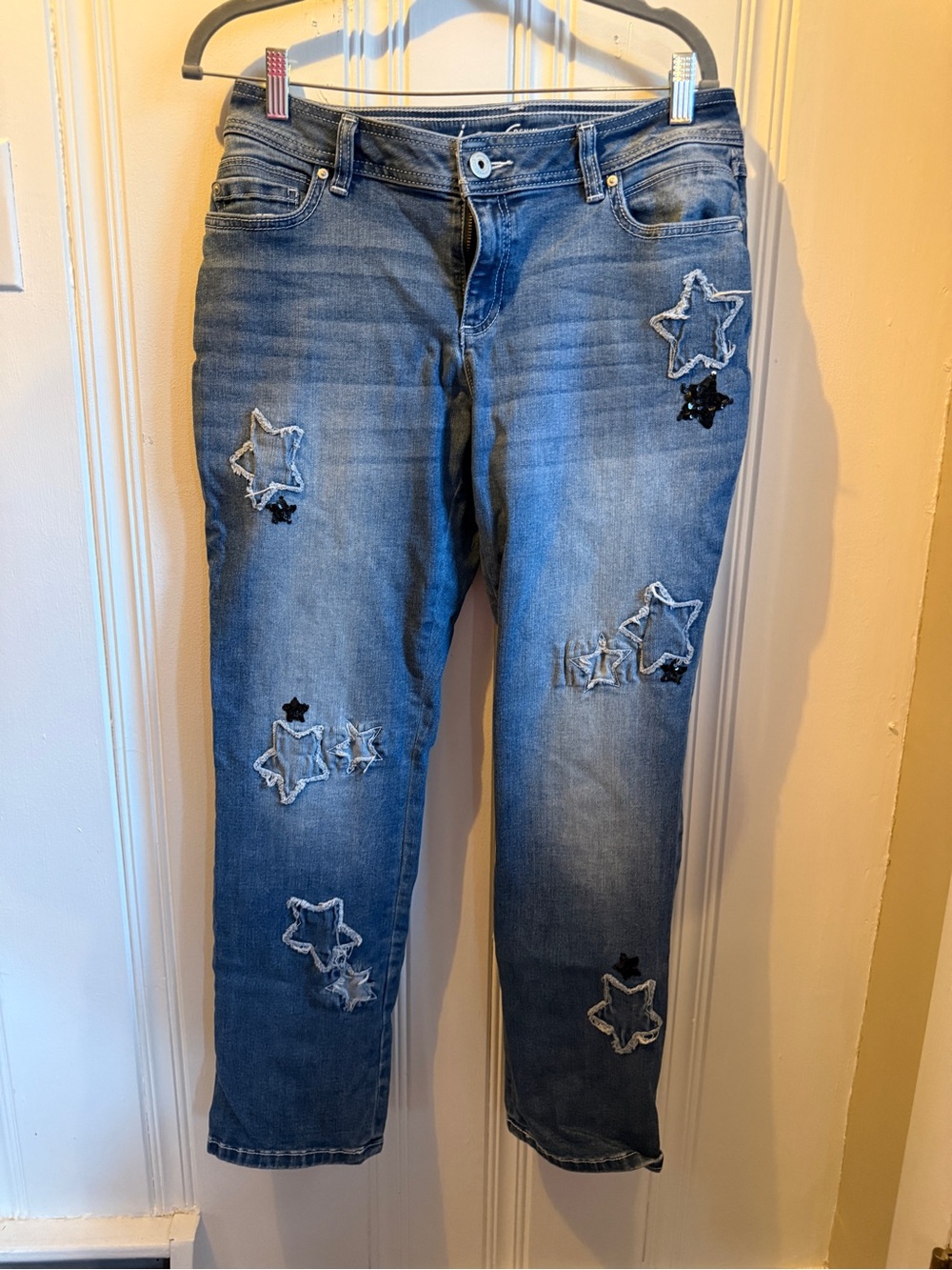 INC International Concepts Distressed Blue Star-Appliqué Boyfriend Jeans
